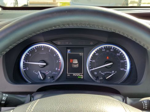 Used 2018 Toyota Highlander XLE FWD image 26