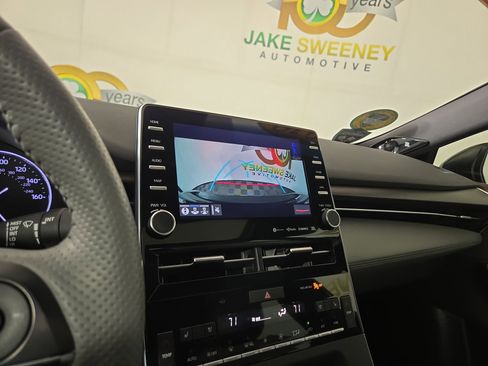 Used 2019 Toyota Avalon Limited image 21