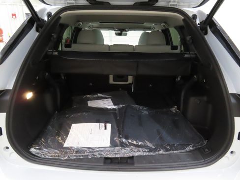 New 2025 Mitsubishi Outlander SE image 23