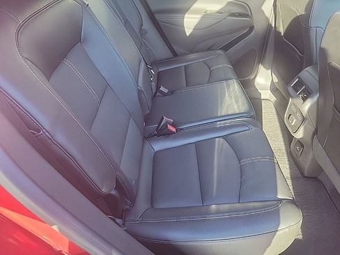 Used 2024 Chevrolet Equinox Premier image 31