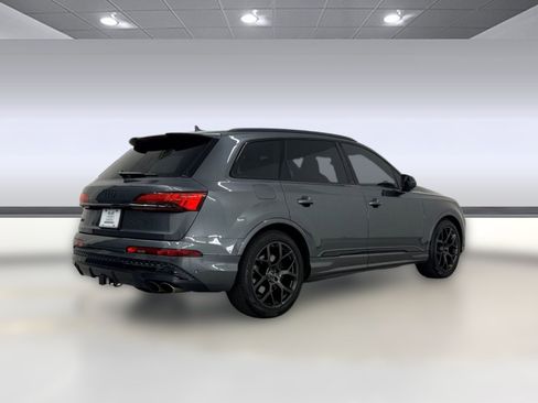 Certified 2025 Audi SQ7 Premium Plus AWD/4WD image 9