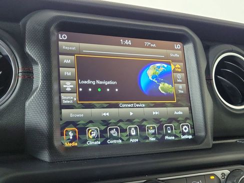 Used 2023 Jeep Gladiator Rubicon AWD/4WD image 18