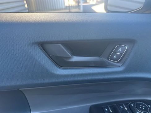 New 2025 Ford Maverick XL w/ Equipment Group 102A image 12