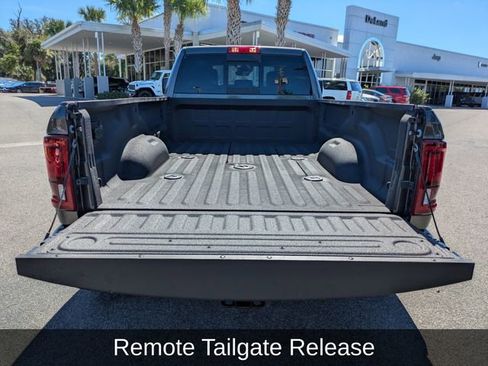 Used 2025 RAM 3500 Laramie image 19