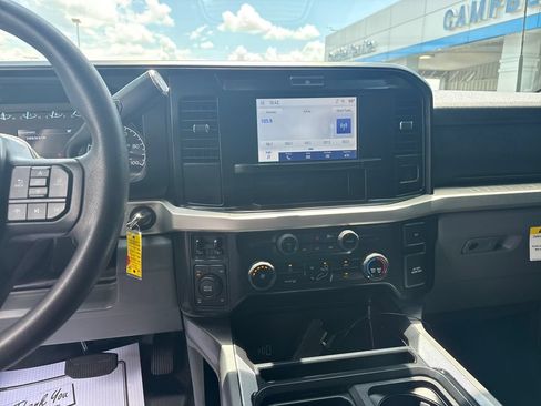 Used 2025 Ford F250 XLT w/ Snow Plow Prep Package AWD/4WD image 20