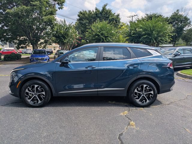 Used 2025 Kia Sportage EX AWD/4WD image 7