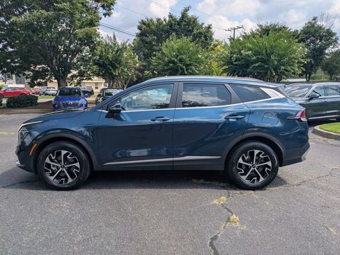 Used 2025 Kia Sportage EX AWD/4WD image 7