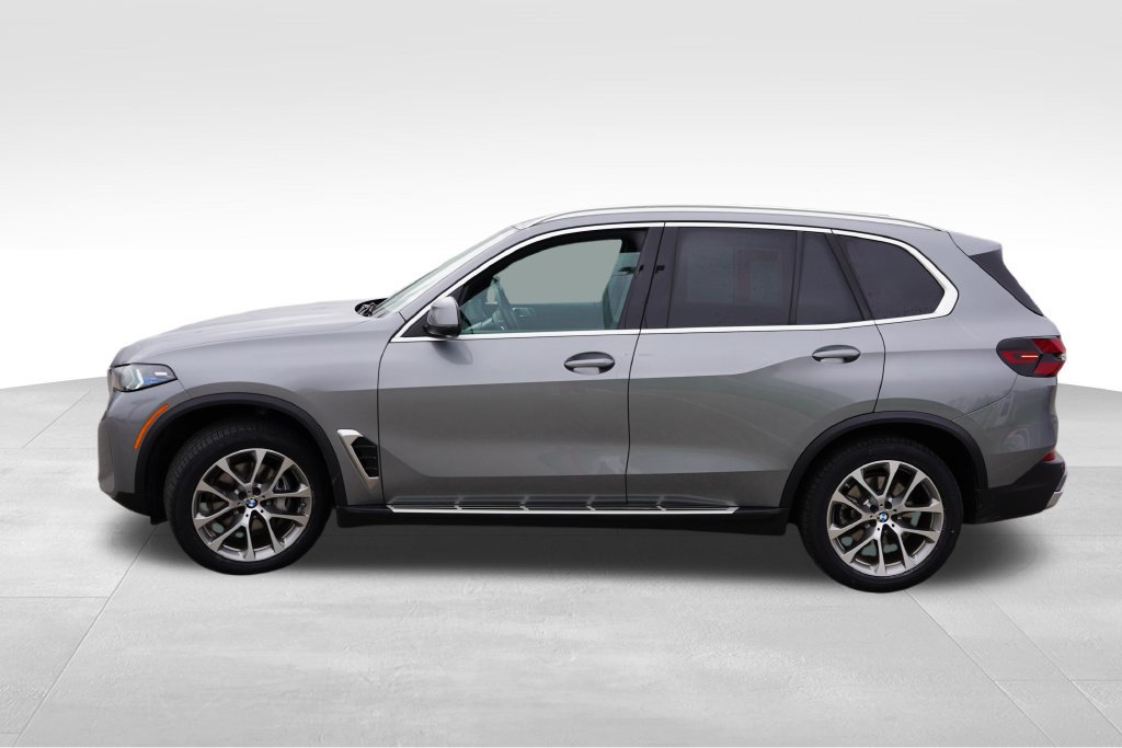 Used 2026 BMW X5 xDrive40i AWD/4WD image 9