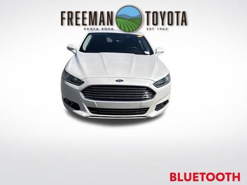 Used 2016 Ford Fusion SE FWD image 3