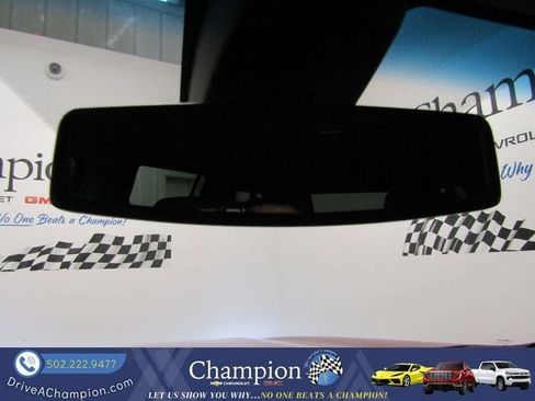 Used 2022 Chevrolet Suburban RST w/ Luxury Package RWD image 41