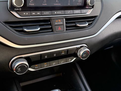 Used 2019 Nissan Altima 2.5 S FWD image 21