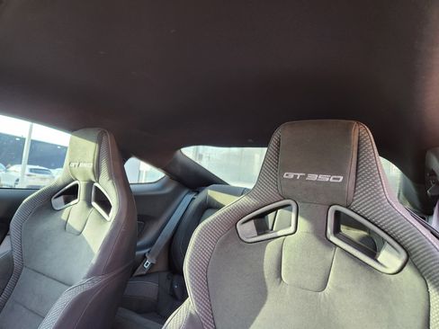 Used 2018 Ford Mustang Shelby GT350 w/ Electronics Package image 14