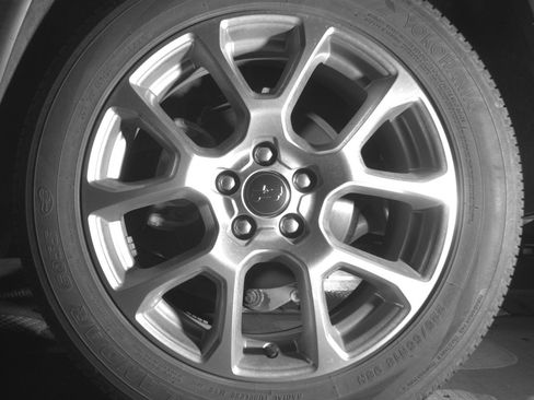 Used 2025 Jeep Compass Limited image 14