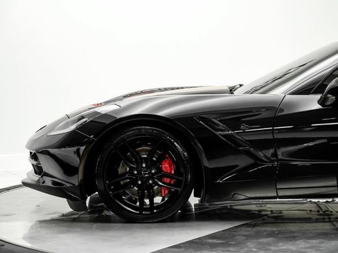 Used 2016 Chevrolet Corvette Stingray Coupe w/ 3LT Preferred Equipment Group RWD image 13