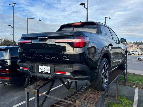Certified 2024 Hyundai Santa Cruz Limited image 4