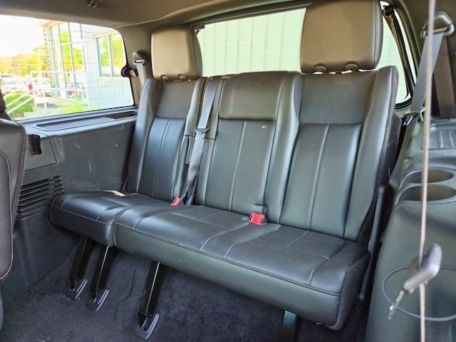 Used 2014 Ford Expedition Limited w/ Equipment Group 301A AWD/4WD image 12