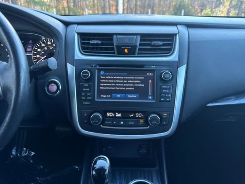 Used 2016 Nissan Altima 2.5 SL w/ 2.5 Technology w/LED Package image 17