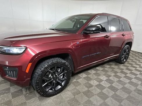 Used 2024 Jeep Grand Cherokee Limited 4xe AWD/4WD image 7