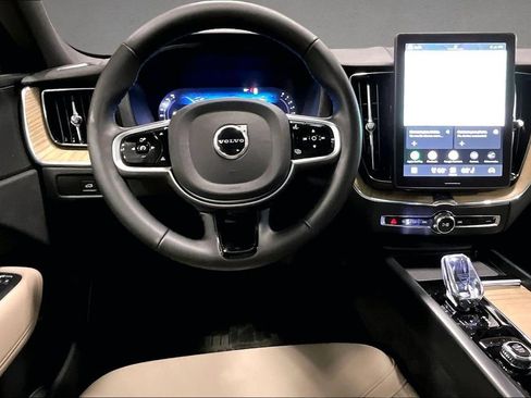 New 2026 Volvo XC60 B5 Plus w/ Protection Package Premier AWD/4WD image 8
