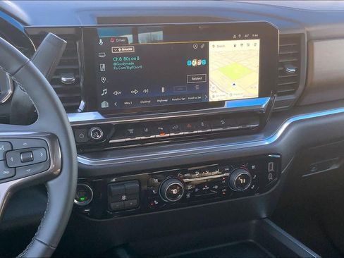 Used 2025 Chevrolet Silverado 2500 High Country w/ Technology Package image 7