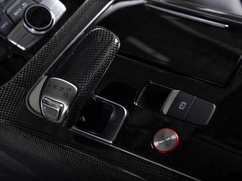 Used 2015 Audi S8 image 24