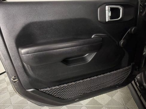 Used 2021 Jeep Gladiator Sport w/ Trailer Tow Package image 22