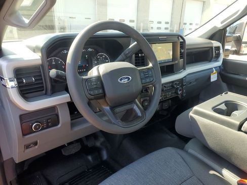 New 2026 Ford F450 4x4 Regular Cab Super Duty image 17