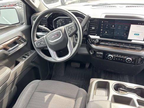 Used 2023 GMC Sierra 1500 Elevation w/ X31 Off-Road Package AWD/4WD image 28