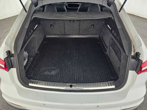 Used 2020 Audi A6 3.0T allroad Premium Plus w/ Audi Side Assist Package image 14