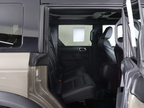 Used 2025 Ford Bronco Badlands AWD/4WD image 31