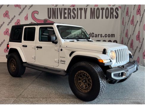 Used 2018 Jeep Wrangler Unlimited Sahara AWD/4WD image 3