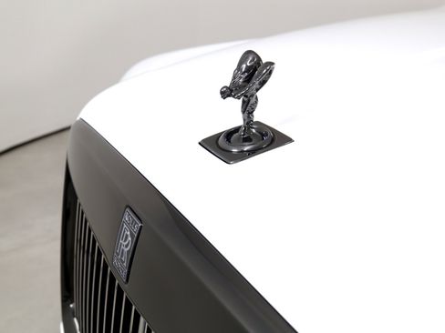 Used 2023 Rolls-Royce Cullinan Black Badge w/ Driver's Package image 48