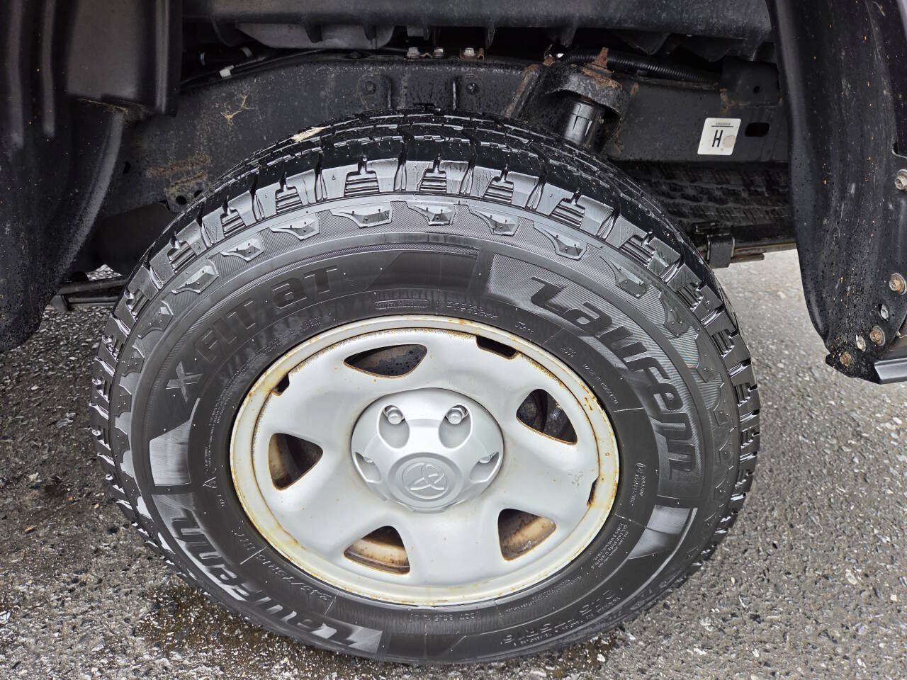 Used 2019 Toyota Tacoma SR AWD/4WD image 14