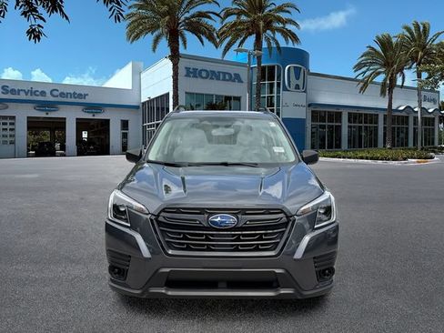 Used 2023 Subaru Forester AWD/4WD image 3