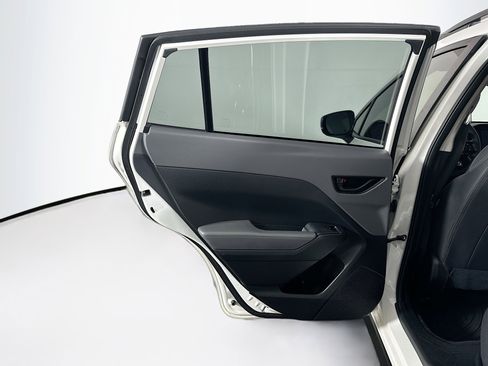 Used 2024 Subaru Crosstrek 2.0i Premium image 25