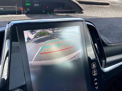 Used 2018 Toyota Prius Prime Plus FWD image 23