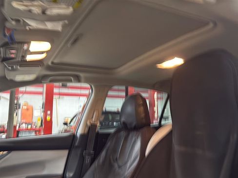 Used 2018 Subaru Crosstrek 2.0i Limited image 10