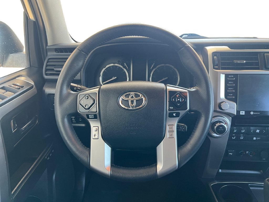 Used 2022 Toyota 4Runner Limited RWD image 21