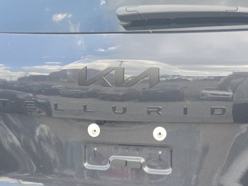 Certified 2025 Kia Telluride SX X-Line AWD/4WD image 10