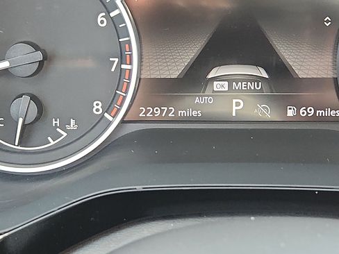 Used 2022 Nissan Pathfinder SV AWD/4WD image 20
