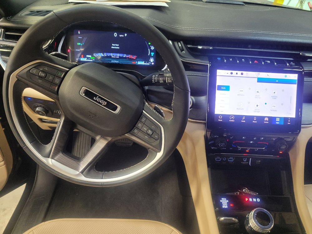 Used 2023 Jeep Grand Cherokee 4WD 4xe w/ Luxury Tech Group II image 22