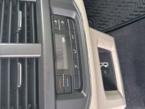 Used 2018 Volkswagen Atlas SE AWD/4WD image 26