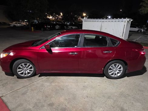 Used 2018 Nissan Altima 2.5 S w/ S Convenience Package FWD image 4