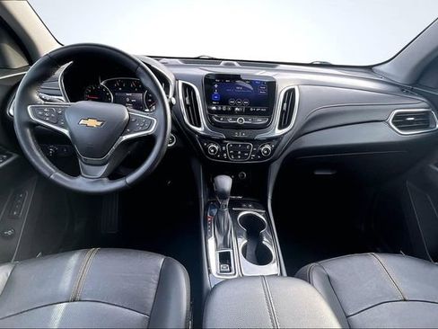 Used 2022 Chevrolet Equinox Premier image 7