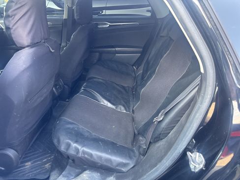 Used 2016 Ford Fusion SE image 5