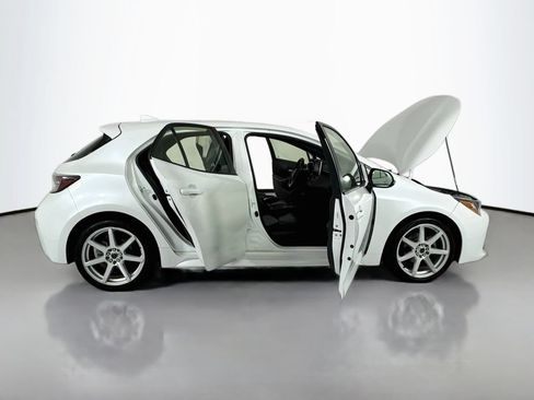 Used 2021 Toyota Corolla XSE FWD image 25