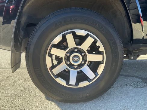 Used 2023 Toyota 4Runner TRD Off-Road Premium w/ Off Road Premium Plus Package AWD/4WD image 8