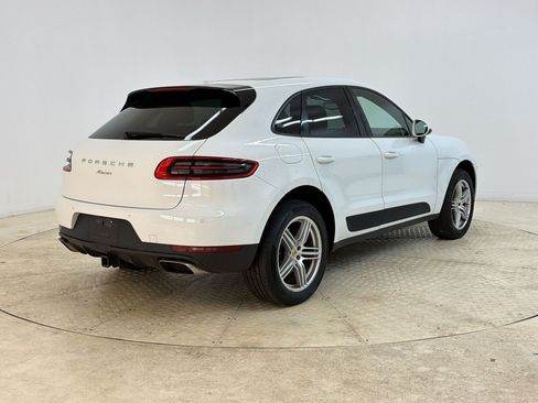 Used 2018 Porsche Macan AWD/4WD image 9