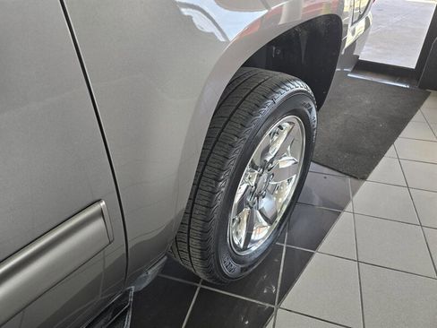 Used 2012 GMC Yukon XL SLT image 38