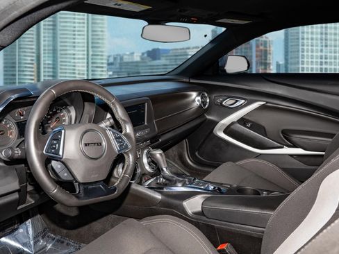 Used 2021 Chevrolet Camaro LT image 12